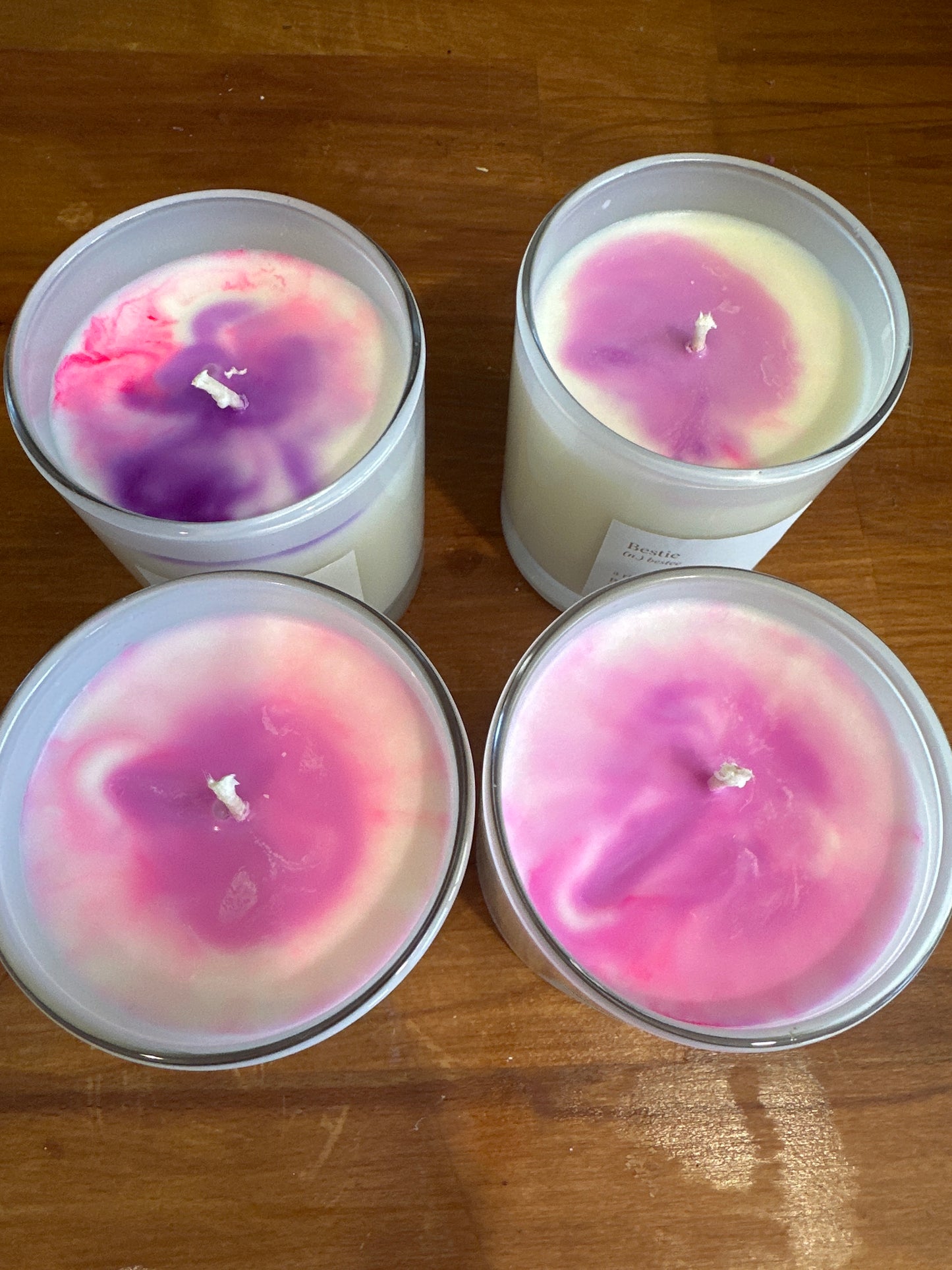 Large ‘bestie candle’