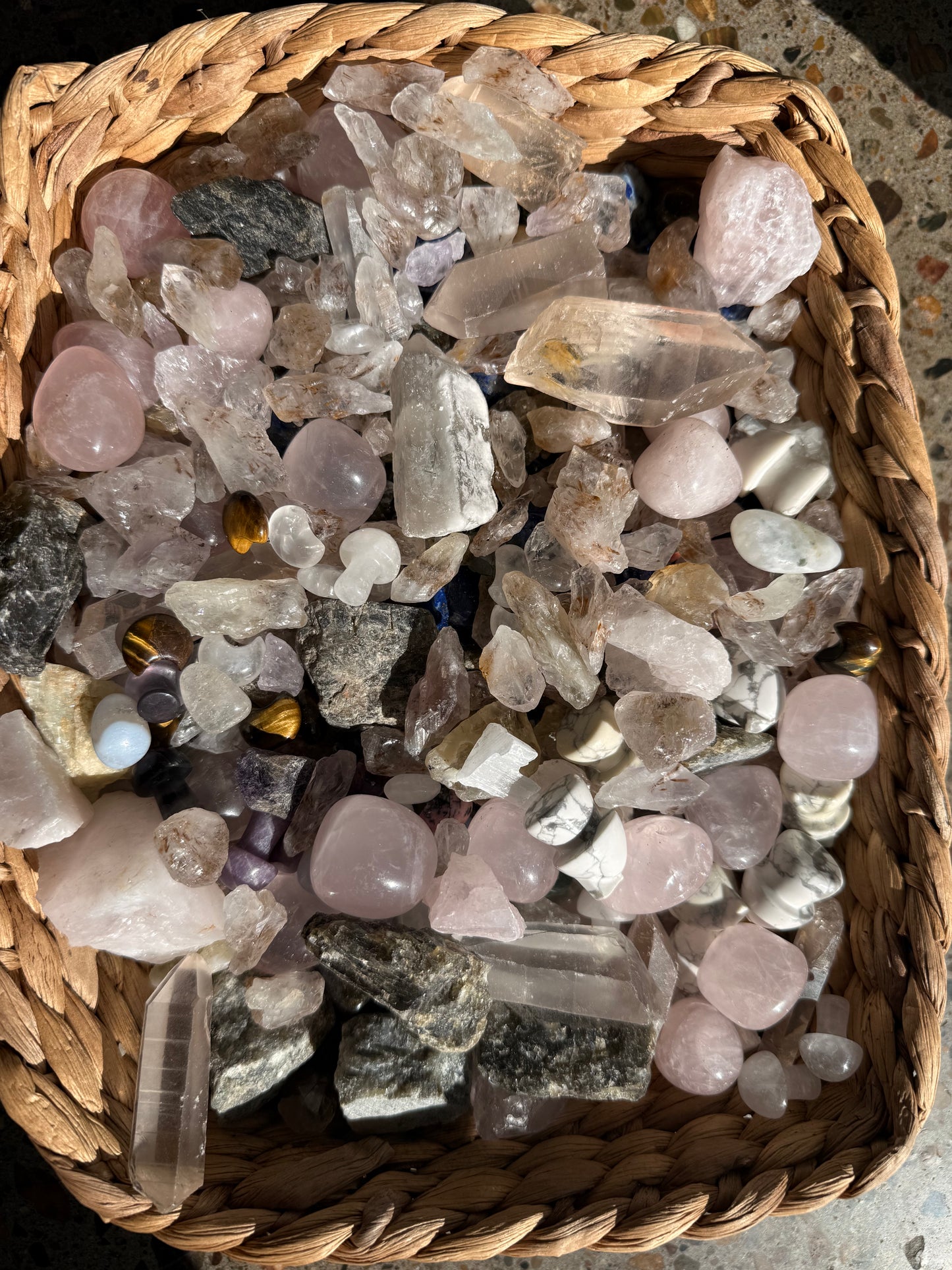 Fill a bag of crystals ๐