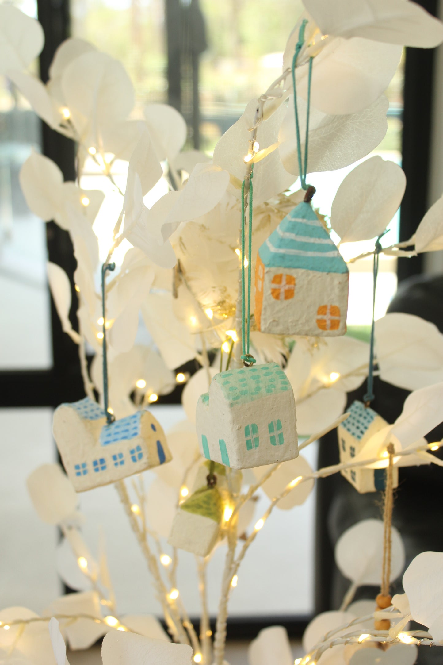 Mache cotton houses - set of 6