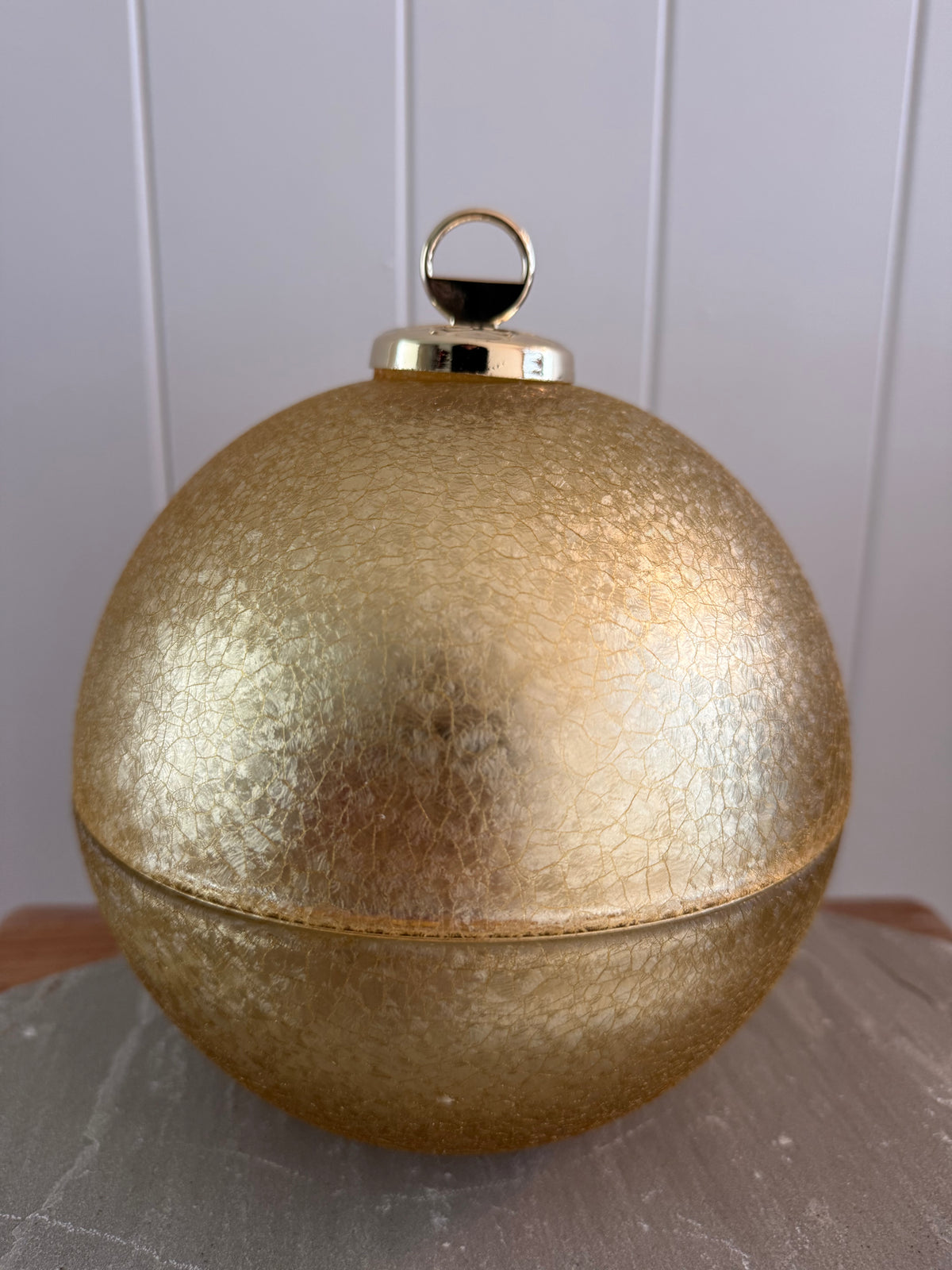 XL Christmas bauble candle