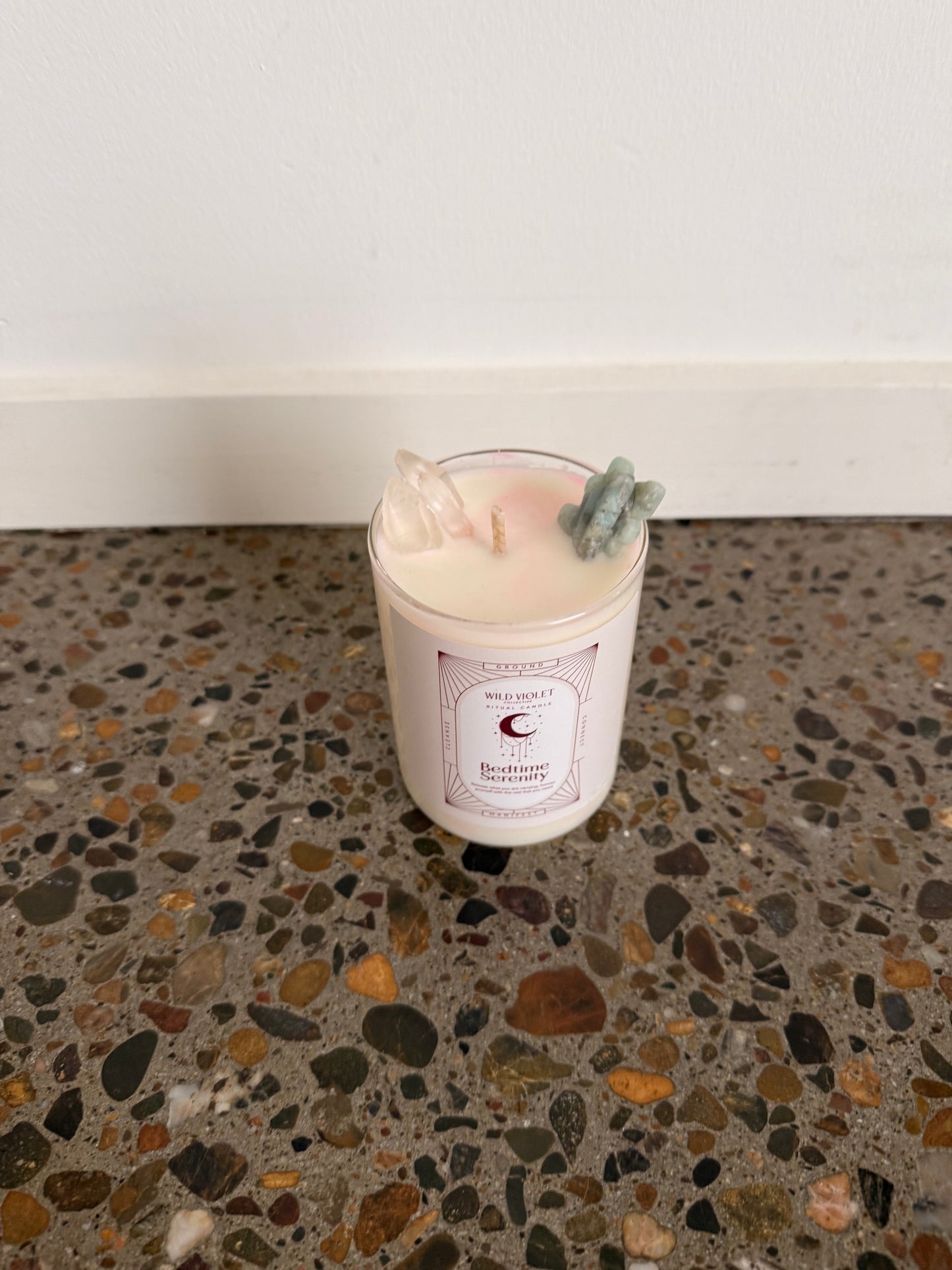 Wild daisies ritual candle