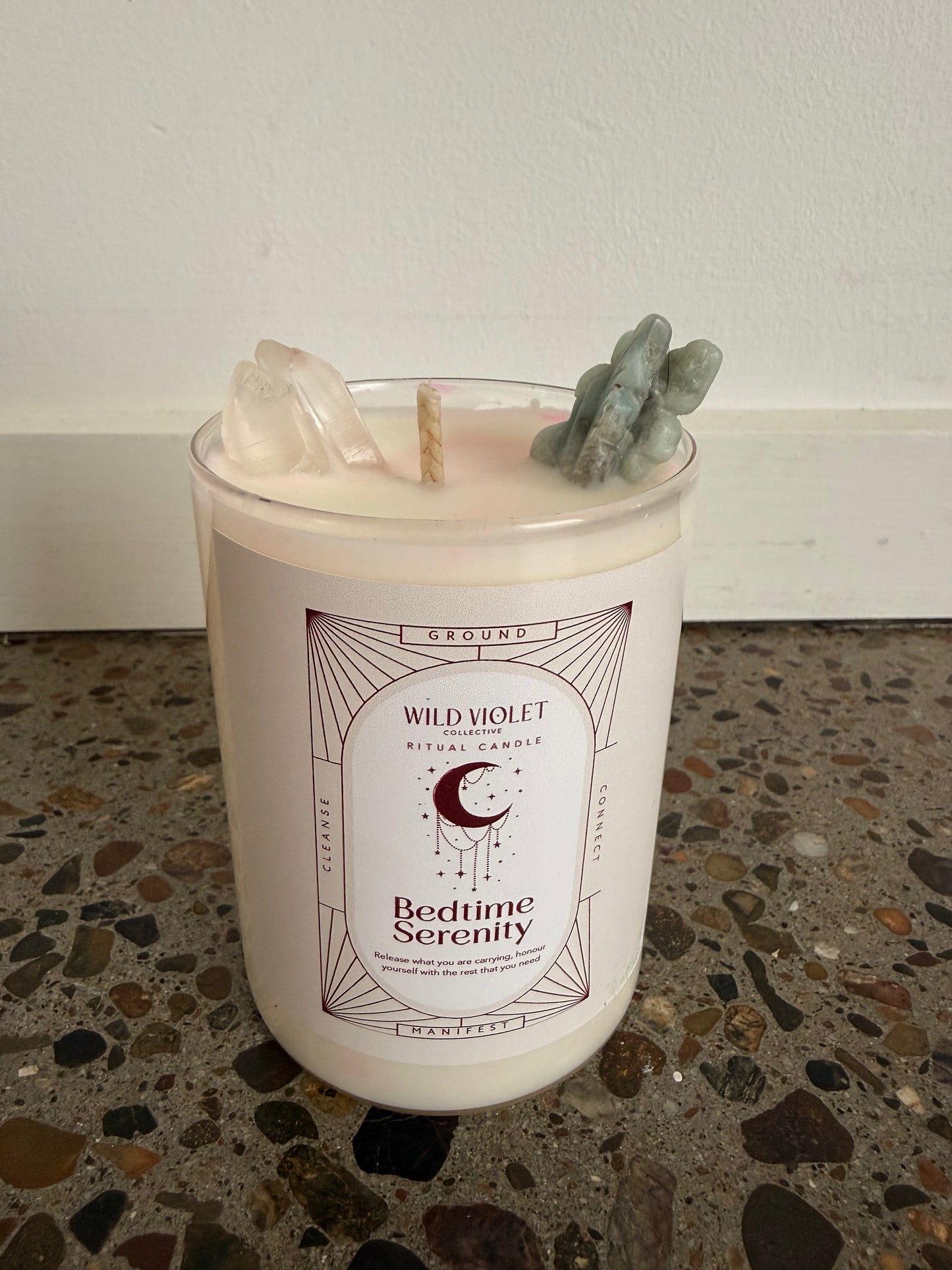 Wild daisies ritual candle
